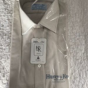 Hilditch & Key, Mens sml check collared button down. 16 L 100% cotton. Saks 5th